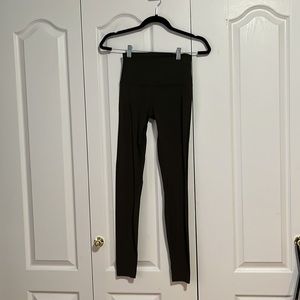 Lululemon legging military green align pants size 4